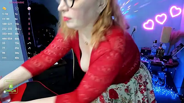 EllieFantastique online show from March 31, 2:00 am