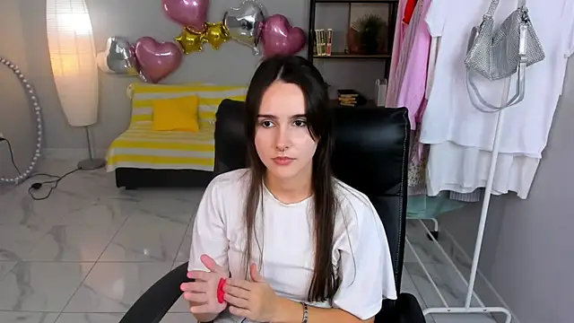 IvannaClayton online show from August 4, 9:48 am