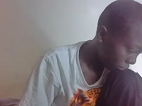prettyshontel online show from August 4, 3:07 pm