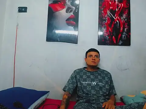 Kike-xxx online show from August 6, 8:49 pm