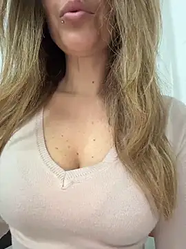 sexylenia online show from February 24, 10:30 pm