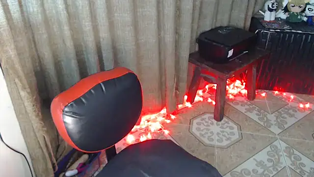 kattydirtylol online show from September 12, 4:24 am