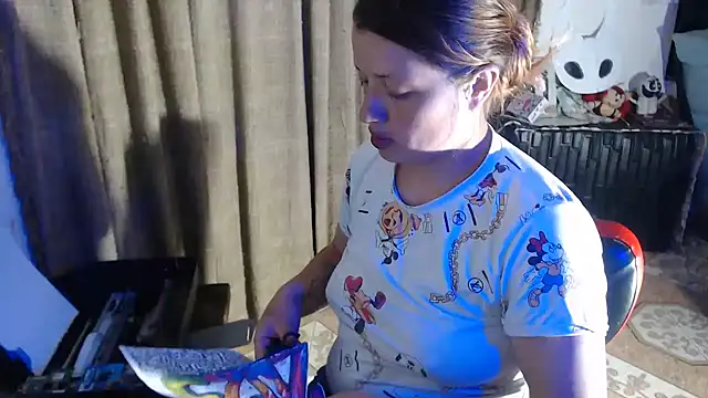 kattydirtylol online show from November 12, 1:36 am