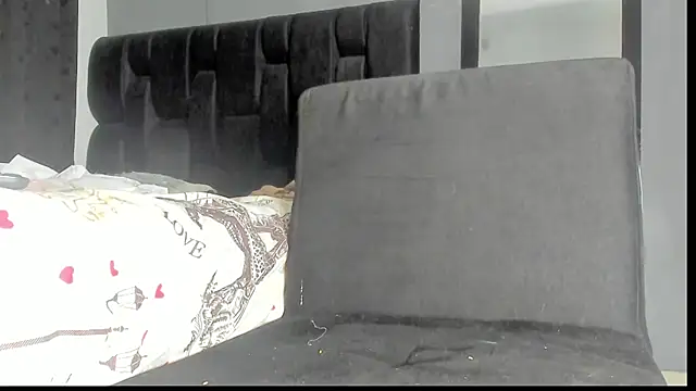 SandraGoldstein online show from November 14, 1:05 am