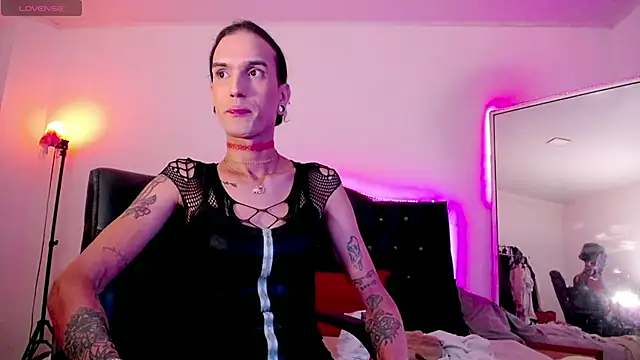 joaisaza online show from October 13, 2:36 am