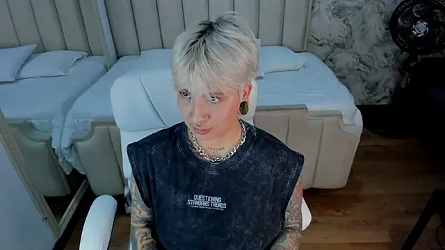 amy ink online show from October 18, 11:35 am