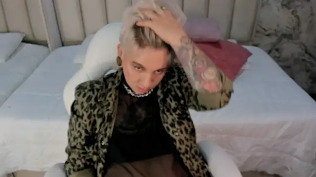 amy ink online show from October 11, 11:47 am