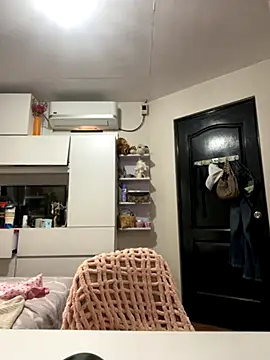 asianmystery203 online show from September 22, 5:17 am