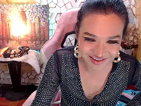 MERRYmeMARIAts online show from February 21, 7:47 pm