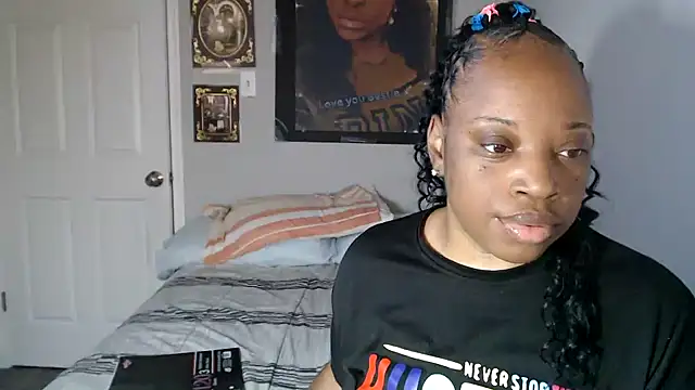 Sexymona1218 online show from October 5, 5:40 pm