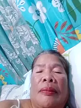 sexylizzy4u online show from February 8, 1:15 pm