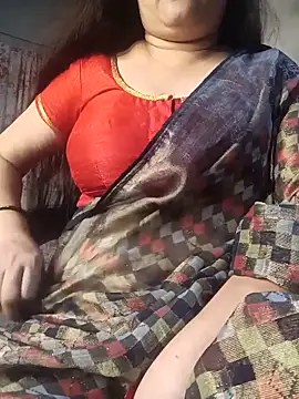 naughtymadam online show from May 17, 5:28 am