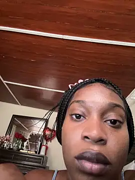 saffirebleu online show from February 12, 8:10 pm