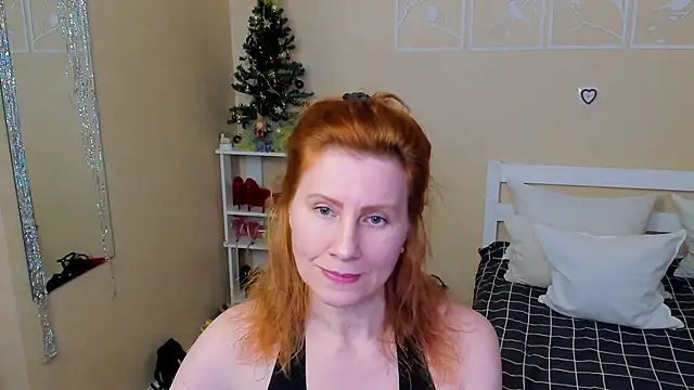 FoxySophia online show from December 15, 1:38 pm