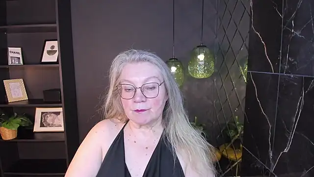 NataliMellow online show from March 22, 1:17 pm