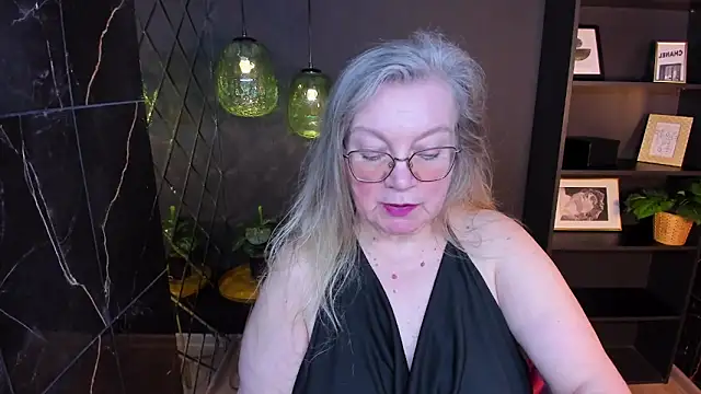 NataliMellow online show from April 1, 1:41 pm