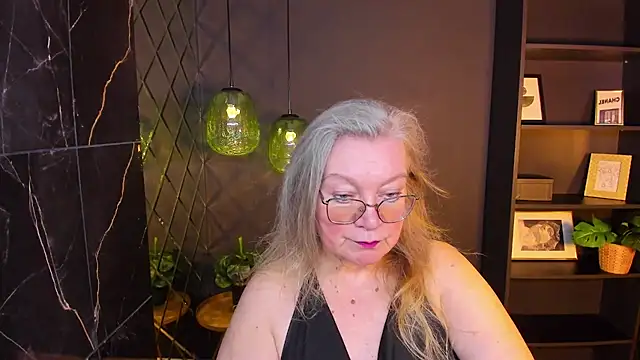 NataliMellow online show from April 6, 1:12 pm