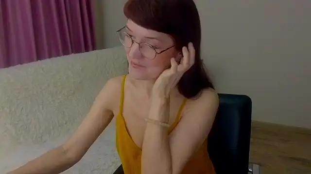 Fritha online show from April 2, 7:00 pm