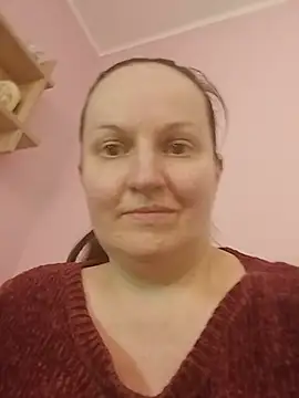 BustyLadyAlma online show from May 30, 11:19 am