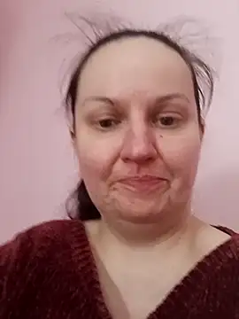 BustyLadyAlma online show from April 11, 7:45 am