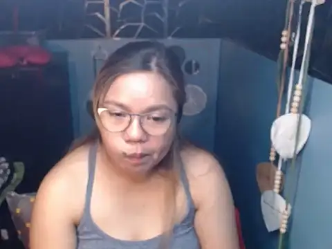 ambersmile online show from October 29, 10:34 pm