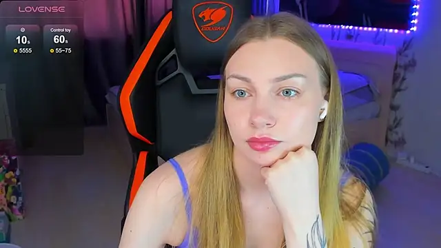BiMolly online show from June 4, 12:53 pm