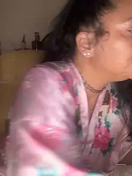 PichyPrettyPussy online show from December 19, 8:01 pm