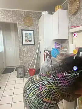 PichyPrettyPussy online show from July 4, 2:35 pm