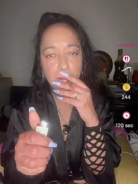 PichyPrettyPussy online show from July 18, 6:39 am