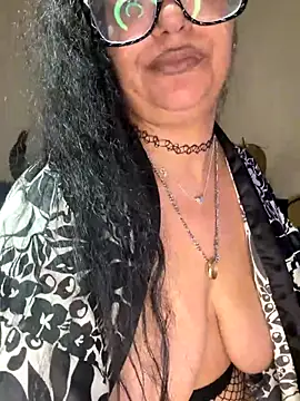 PichyPrettyPussy online show from November 16, 4:29 pm