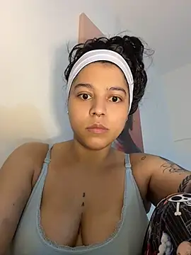 Naiara sex online show from April 24, 5:54 am