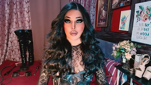 yummylollipop online show from April 12, 2:20 pm