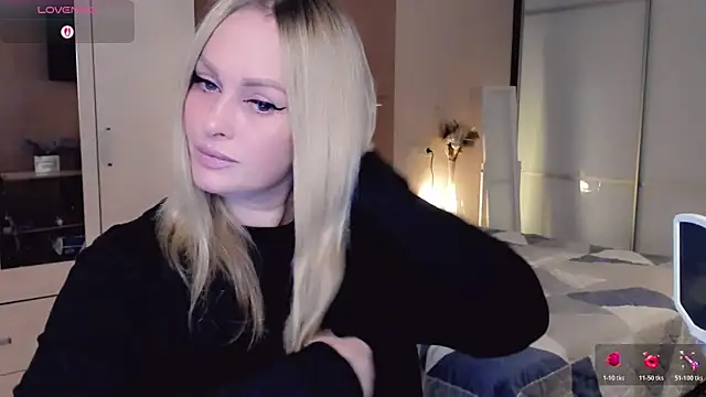 Libby Nora online show from November 2, 9:34 am