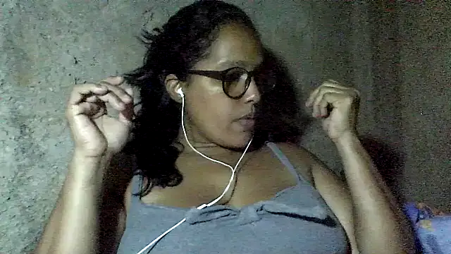 Damita999 online show from September 24, 9:03 pm