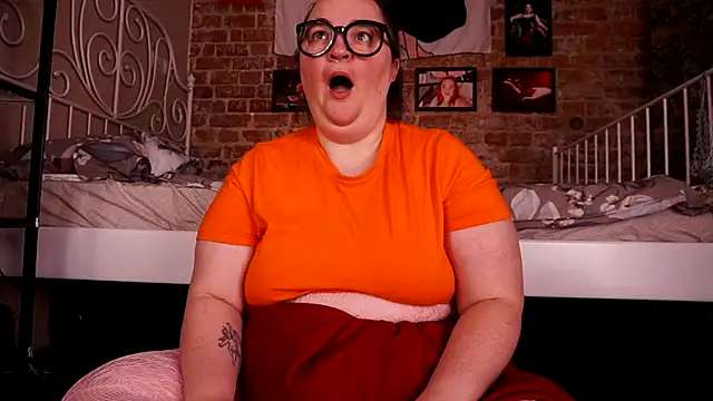 Evelively online show from November 1, 3:43 am