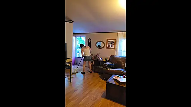 AerobicSleeve online show from April 20, 11:19 pm