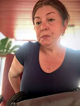 emma tour online show from December 22, 5:05 pm