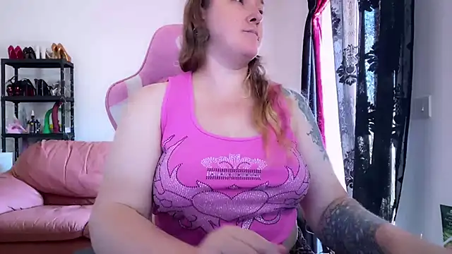 kisicaxx online show from September 14, 11:52 am