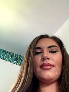 lovely beast online show from October 15, 4:53 pm