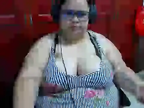 hotlesby4uxxx online show from June 17, 2:07 pm
