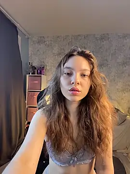 KusyaSex online show from April 15, 5:02 pm