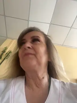 Irina2909xh online show from September 24, 6:45 am