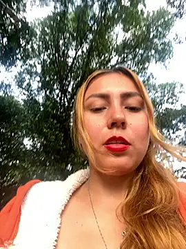 Brittanyrosexx online show from November 13, 8:30 pm