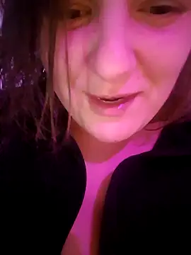 Cutegirlforyou online show from January 5, 5:27 pm