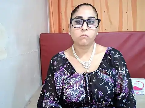 Indiankushy online show from October 10, 4:56 pm