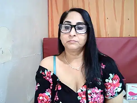 Indiankushy online show from October 8, 4:55 pm