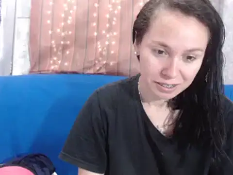 Venusluxodomme online show from March 26, 3:36 pm