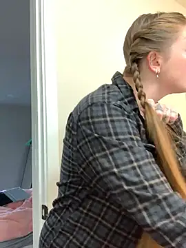 PussiesnCream  online show from February 2, 5:12 pm