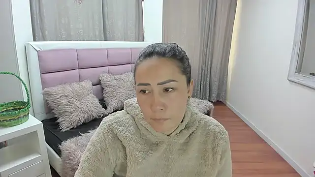 gaby trent online show from May 30, 4:37 pm