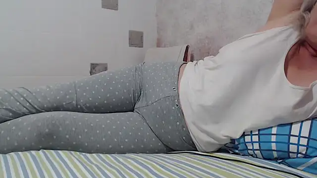 Miss Night21 online show from September 16, 8:11 am